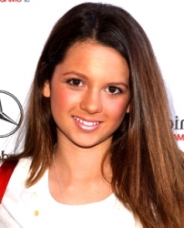 Photos de Mackenzie Rosman - Mercedez Benz Fall LA Fashion Week - 8